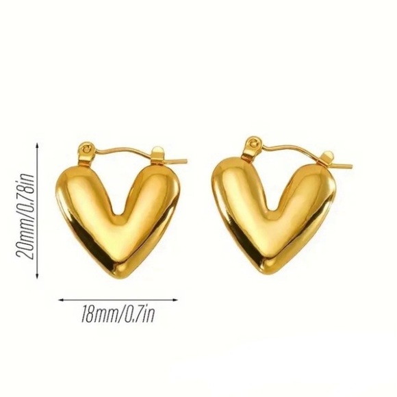 ✨Zara Cicely Gold Heart Huggie Earrings - Picture 4 of 6